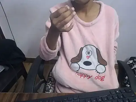 Snapshot of Neha7999 chatting on December 2024 04:28:02 PM Neha7999 online show from December 2024 04:28:02 PM