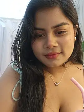Snapshot of its_amesha chatting on February 2025 10:20:01 PM its amesha online show from February 2025 10:20:01 PM