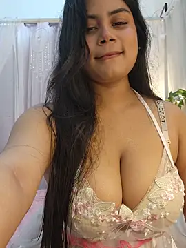 Snapshot of its_amesha chatting on February 2025 06:44:01 PM its amesha online show from February 2025 06:44:01 PM