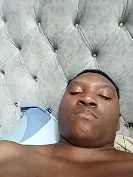 Snapshot of Elchicomiel chatting on January 2025 06:48:02 AM Elchicomiel online show from January 2025 06:48:02 AM