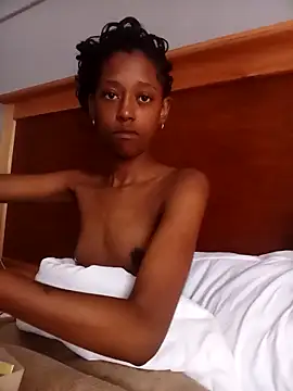 02Boitybaby online show from November 2025 08:18:02 AM