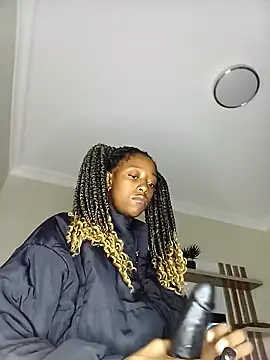 02Boitybaby online show from December 2024 08:38:02 PM