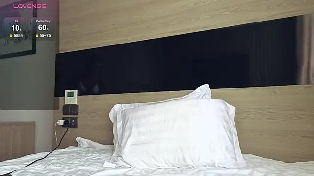 ChloeTeles  online show from September 2025 05:41:01 AM