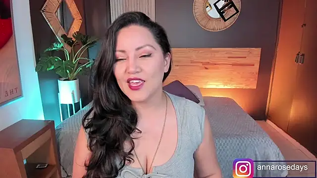 Snapshot of Annaa_rosee chatting on April 2026 03:35:01 AM Annaa rosee online show from April 2026 03:35:01 AM