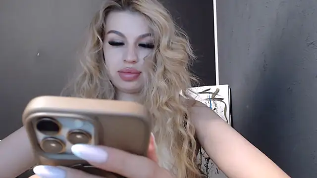 Snapshot of Your_Jessy chatting on July 2026 12:13:02 PM Your Jessy online show from July 2026 12:13:02 PM