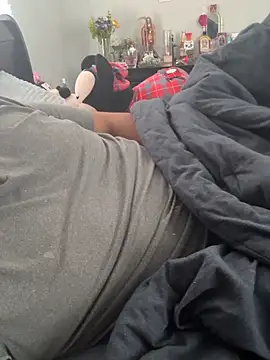 elamante03 online show from March 2026 04:47:01 PM