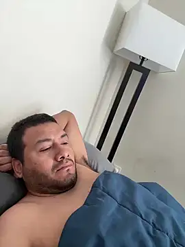 elamante03 online show from March 2025 01:10:02 PM