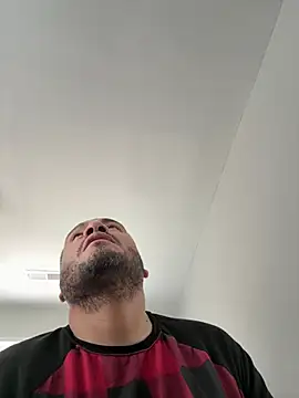 elamante03 online show from April 2026 03:35:02 PM