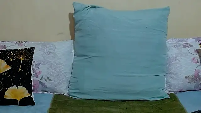 DiamondLuv29 online show from March 2026 03:10:02 AM