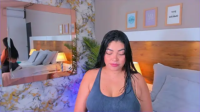 EmaBakker online show from February 2026 07:27:02 AM