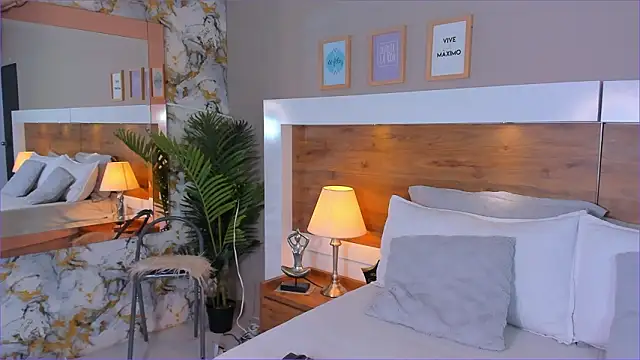 EmaBakker online show from February 2026 06:55:02 AM