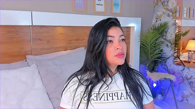 EmaBakker online show from November 2025 12:28:01 PM