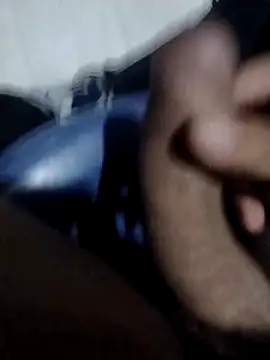 Snapshot of lm279 chatting on February 2025 07:19:02 PM lm279 online show from February 2025 07:19:02 PM