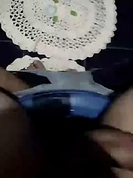 Snapshot of lm279 chatting on January 2025 07:51:02 PM lm279 online show from January 2025 07:51:02 PM