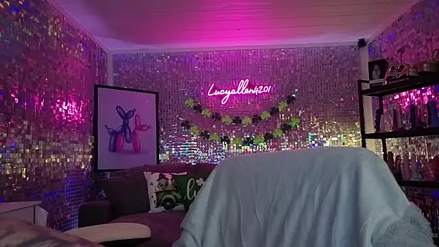 lucyallen4201 online show from February 2026 11:55:02 AM