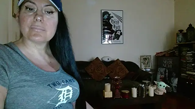 mandaloriangirls online show from April 2026 06:00:02 PM