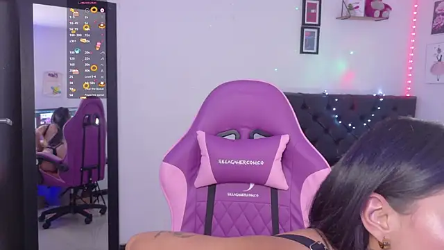 JulietaCheerr online show from April 2026 01:45:02 PM