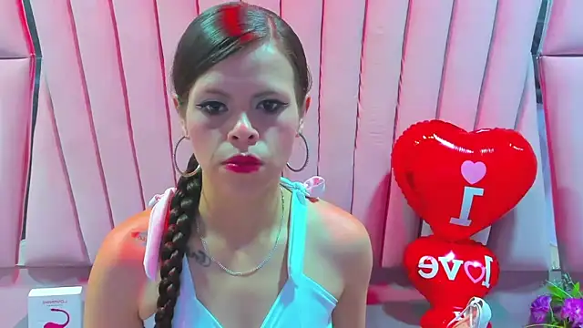 Snapshot of Mariana_Benett chatting on October 2025 08:54:01 PM Mariana Benett online show from October 2025 08:54:01 PM