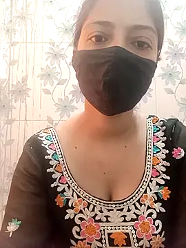 Snapshot of Mahi_Baby25 chatting on November 2025 04:48:02 AM Mahi Baby25 online show from November 2025 04:48:02 AM