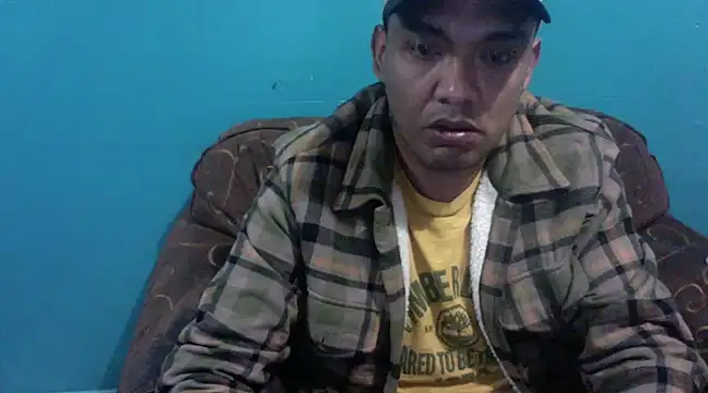 Snapshot of TUMORENO1 chatting on January 2025 02:43:01 AM TUMORENO1 online show from January 2025 02:43:01 AM