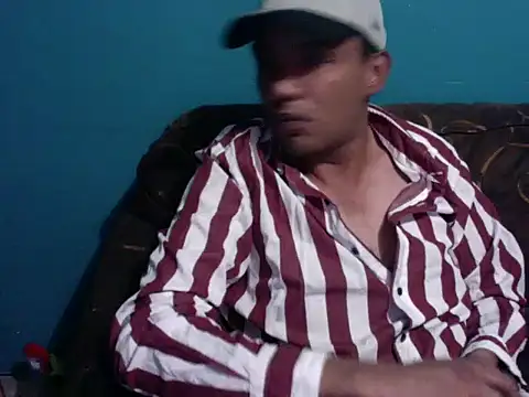 Snapshot of TUMORENO1 chatting on October 2025 04:33:01 AM TUMORENO1 online show from October 2025 04:33:01 AM