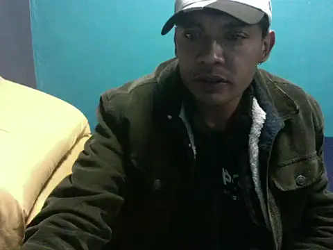 Snapshot of TUMORENO1 chatting on October 2025 09:43:02 AM TUMORENO1 online show from October 2025 09:43:02 AM