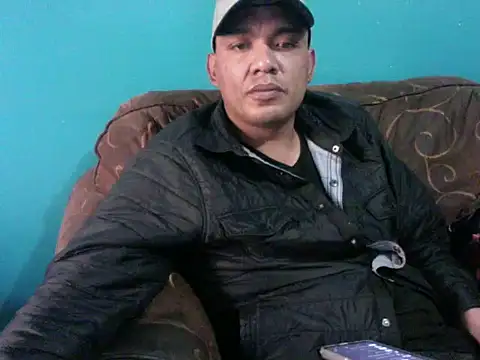 Snapshot of TUMORENO1 chatting on February 2025 09:10:01 PM TUMORENO1 online show from February 2025 09:10:01 PM