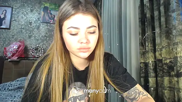 BonnyShy online show from December 2024 01:17:01 PM
