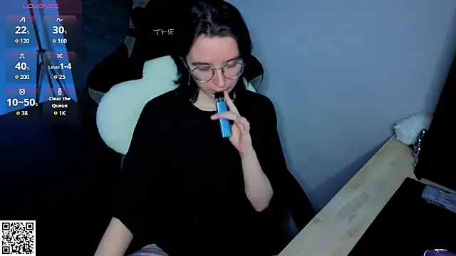 Snapshot of Nora_Failure chatting on June 2026 10:48:02 PM Nora Failure online show from June 2026 10:48:02 PM