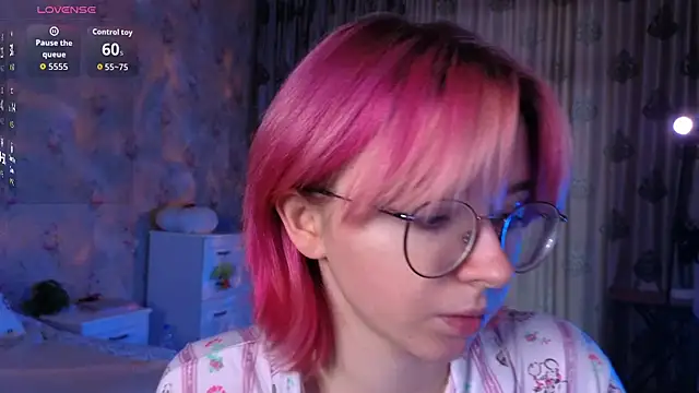 Snapshot of Nora_Failure chatting on October 2025 06:14:02 AM Nora Failure online show from October 2025 06:14:02 AM