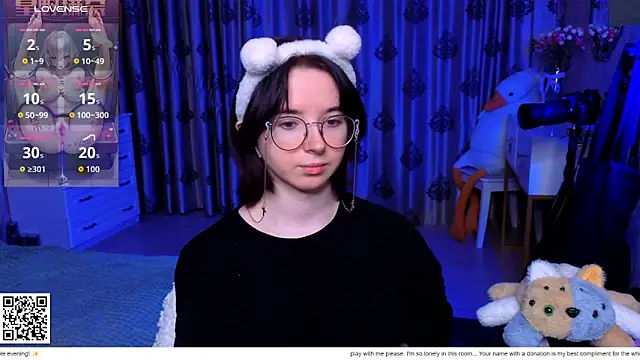 Snapshot of Nora_Failure chatting on February 2026 01:01:02 PM Nora Failure online show from February 2026 01:01:02 PM