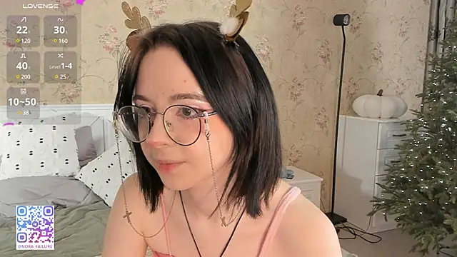 Snapshot of Nora_Failure chatting on December 2024 09:50:02 AM Nora Failure online show from December 2024 09:50:02 AM