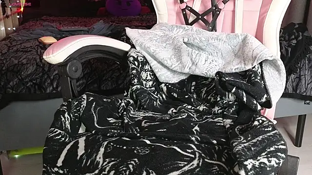 Devil s bride online show from April 2026 03:51:02 PM