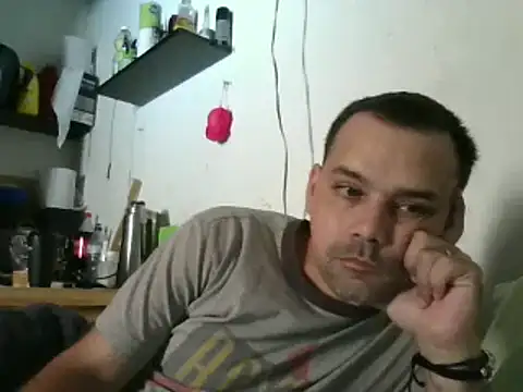 Snapshot of Lolosalvage83 chatting on January 2025 02:52:02 PM Lolosalvage83 online show from January 2025 02:52:02 PM