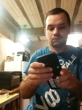 Snapshot of Lolosalvage83 chatting on February 2025 11:52:01 PM Lolosalvage83 online show from February 2025 11:52:01 PM