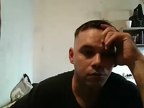 Snapshot of Lolosalvage83 chatting on January 2025 08:00:01 PM Lolosalvage83 online show from January 2025 08:00:01 PM