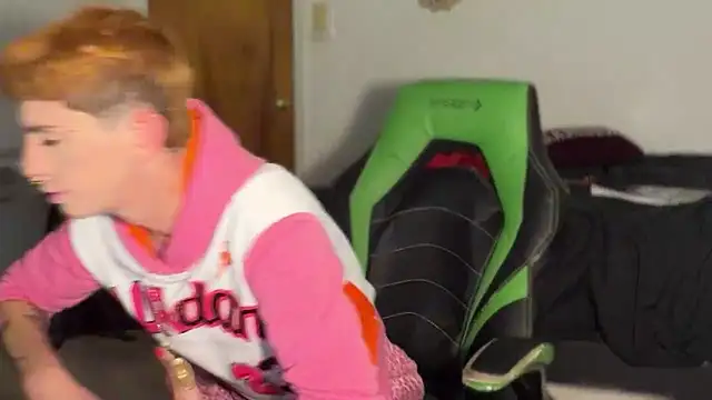 twentywithafelonyy online show from November 2025 06:47:02 AM