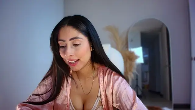 auroracaruso11 online show from November 2025 09:36:02 PM