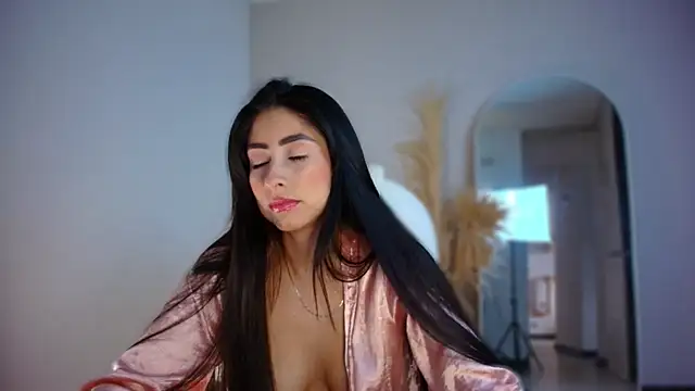 auroracaruso11 online show from November 2025 08:31:02 PM