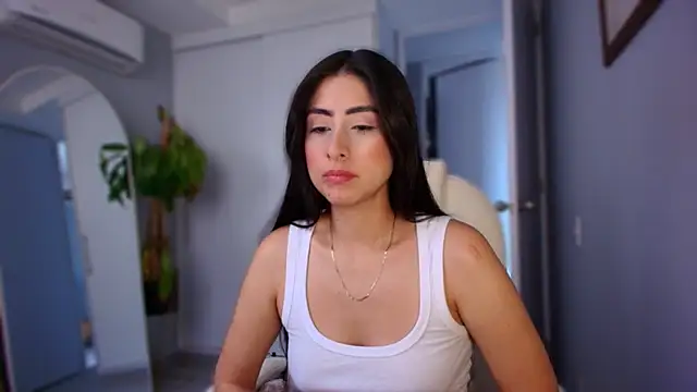 auroracaruso11 online show from October 2025 08:21:02 PM