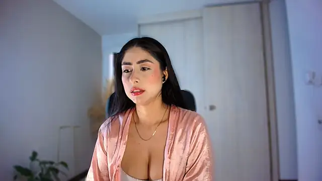 Snapshot of auroracaruso11 chatting on May 2026 09:47:02 PM auroracaruso11 online show from May 2026 09:47:02 PM