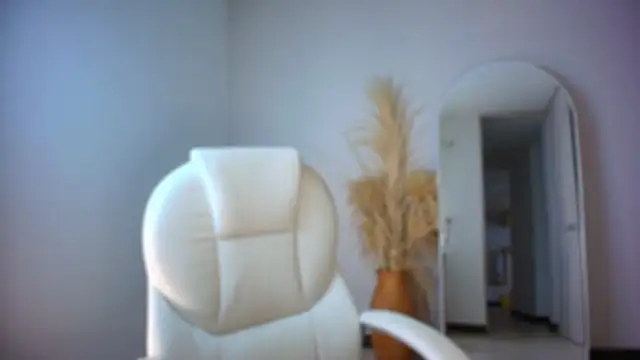 auroracaruso11 online show from November 2025 08:23:02 PM