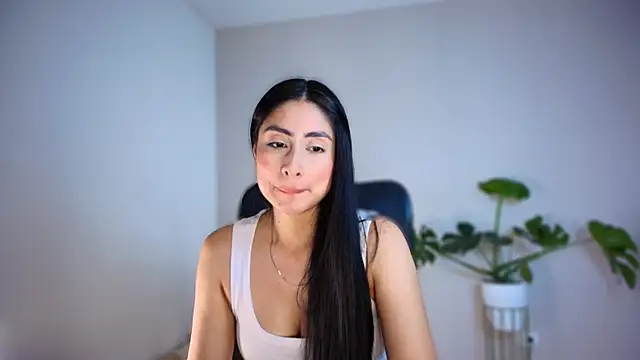 auroracaruso11 online show from March 2026 08:20:02 PM