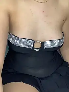 Snapshot of Layla-daloua chatting on March 2025 01:50:02 AM Layla-daloua online show from March 2025 01:50:02 AM