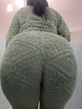 Snapshot of Layla-daloua chatting on February 2026 11:16:01 PM Layla-daloua online show from February 2026 11:16:01 PM