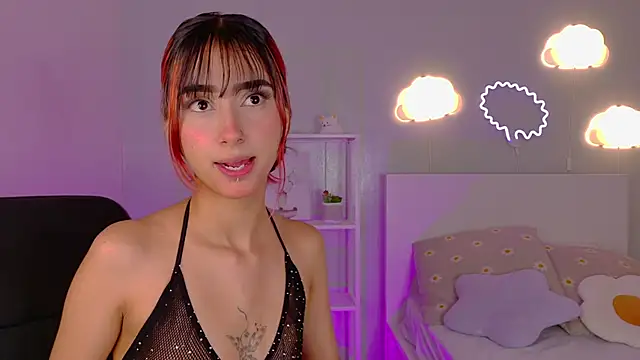 Snapshot of ParisFox_ chatting on December 2025 01:02:02 PM ParisFox online show from December 2025 01:02:02 PM