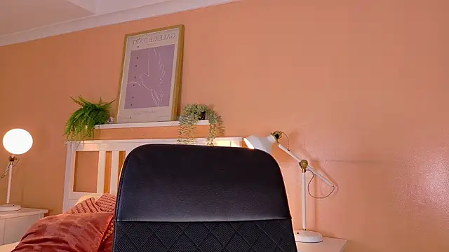 ParisFox  online show from November 2025 07:51:01 PM