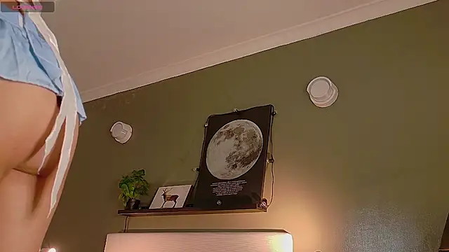 ParisFox  online show from October 2025 08:10:02 PM