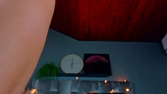 Snapshot of ParisFox_ chatting on March 2026 08:38:02 PM ParisFox online show from March 2026 08:38:02 PM