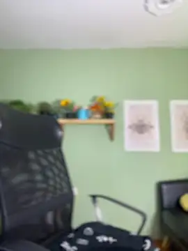 Liittleluaa  online show from September 2025 01:27:01 PM